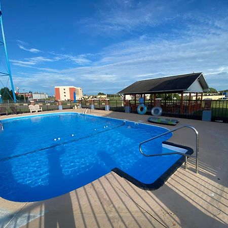 Days Inn By Wyndham Perryville Kültér fotó