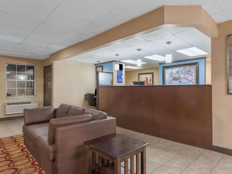 Days Inn By Wyndham Perryville Kültér fotó