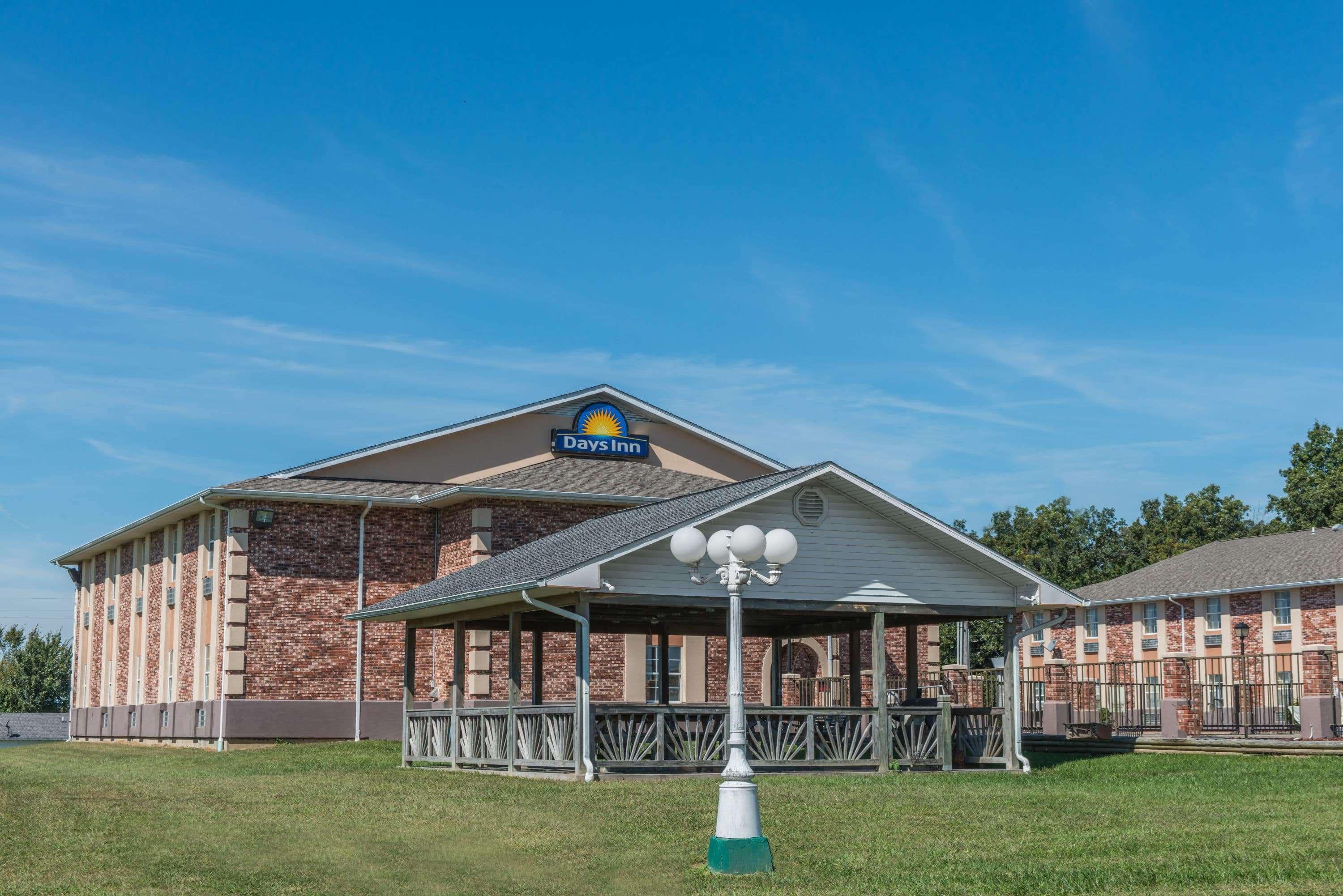Days Inn By Wyndham Perryville Kültér fotó