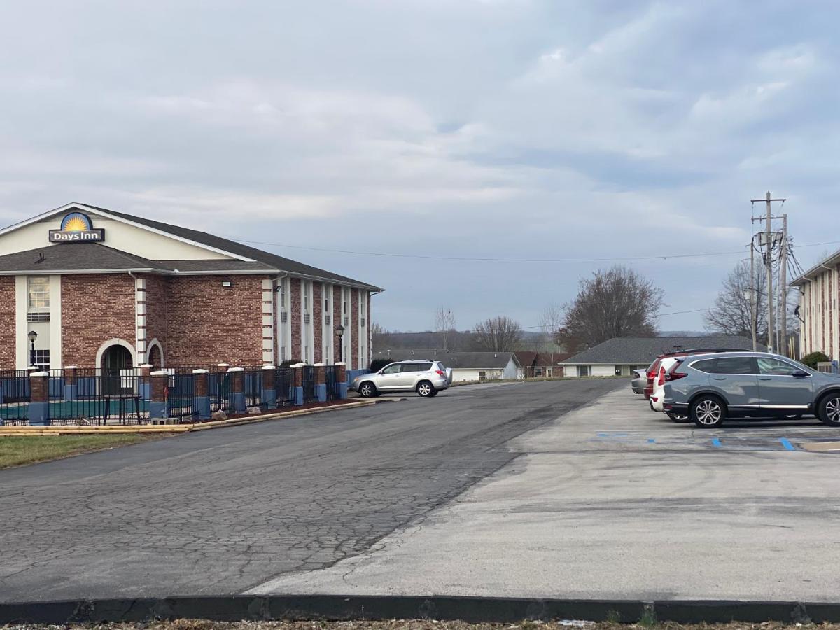 Days Inn By Wyndham Perryville Kültér fotó